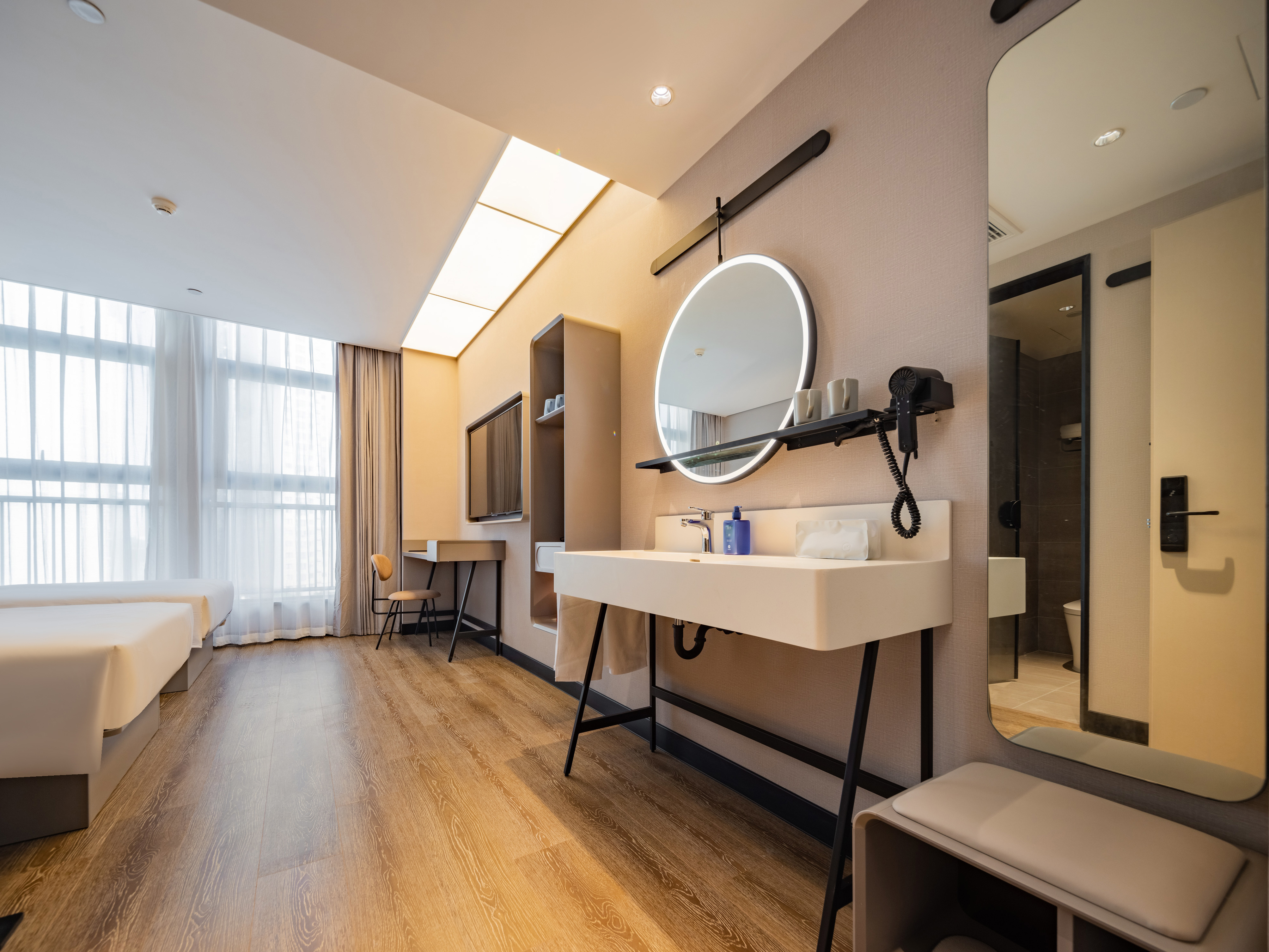 双床房【55寸投屏电视+独立空调+记忆枕+金可儿床垫】