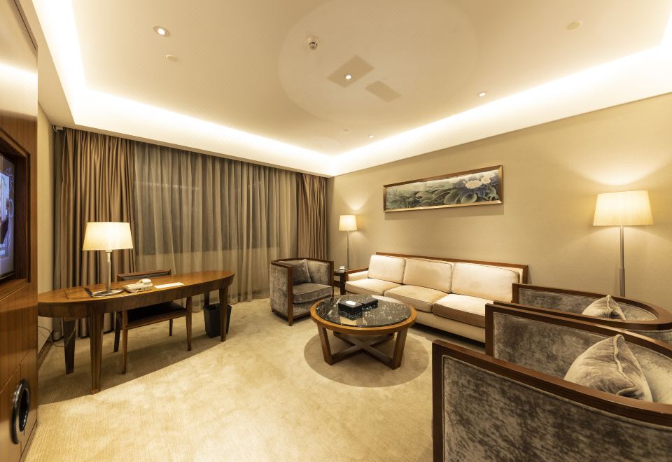 The L'Hermitage Hotel ShenzhenDeluxe Suite