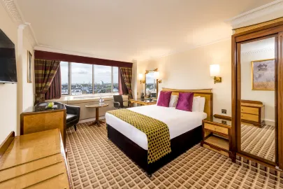 Copthorne Tara Hotel London Kensington Club Double Room