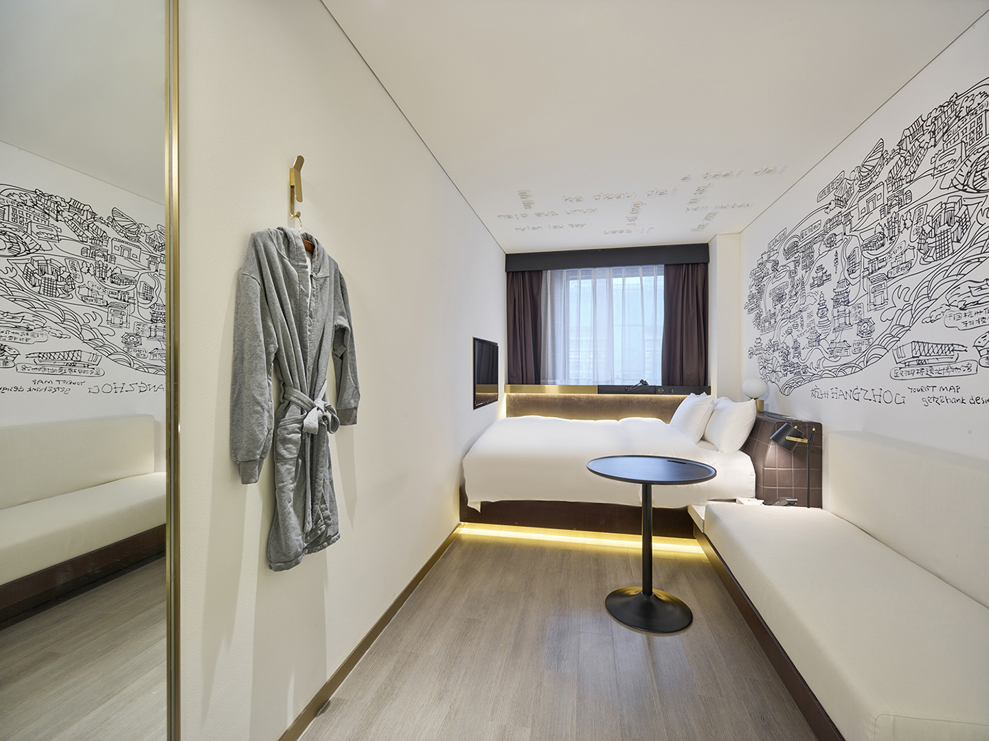 高级大床房（德国汉斯格雅衞浴+乳胶床垫+手机投屏）