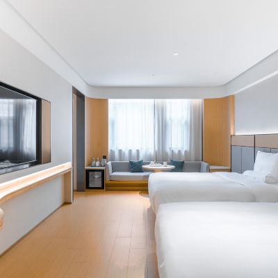 高級雙床房（手機投屏+智能客控+小冰箱） 全季飯店（上海大學滬太路店）優惠