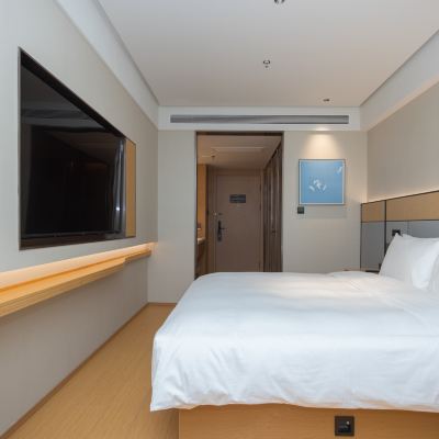 大床房（智能投屏） 全季飯店（上海淀山湖大道地鐵站店）優惠