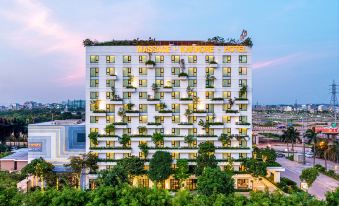 Ravatel Luxury Hotel Bac Giang