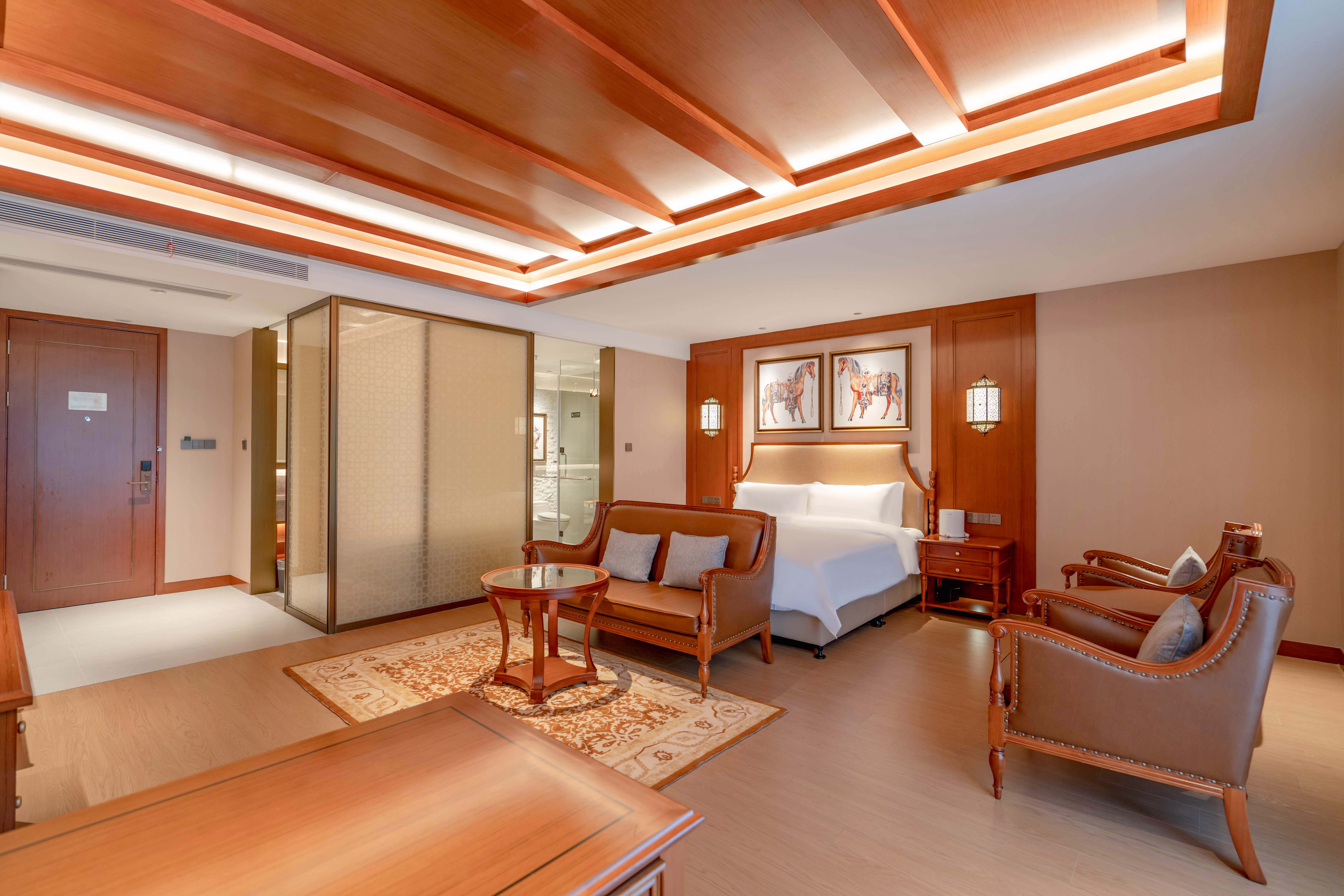 豪华大床房（加湿器+金可儿舒睡床品+小冰箱）