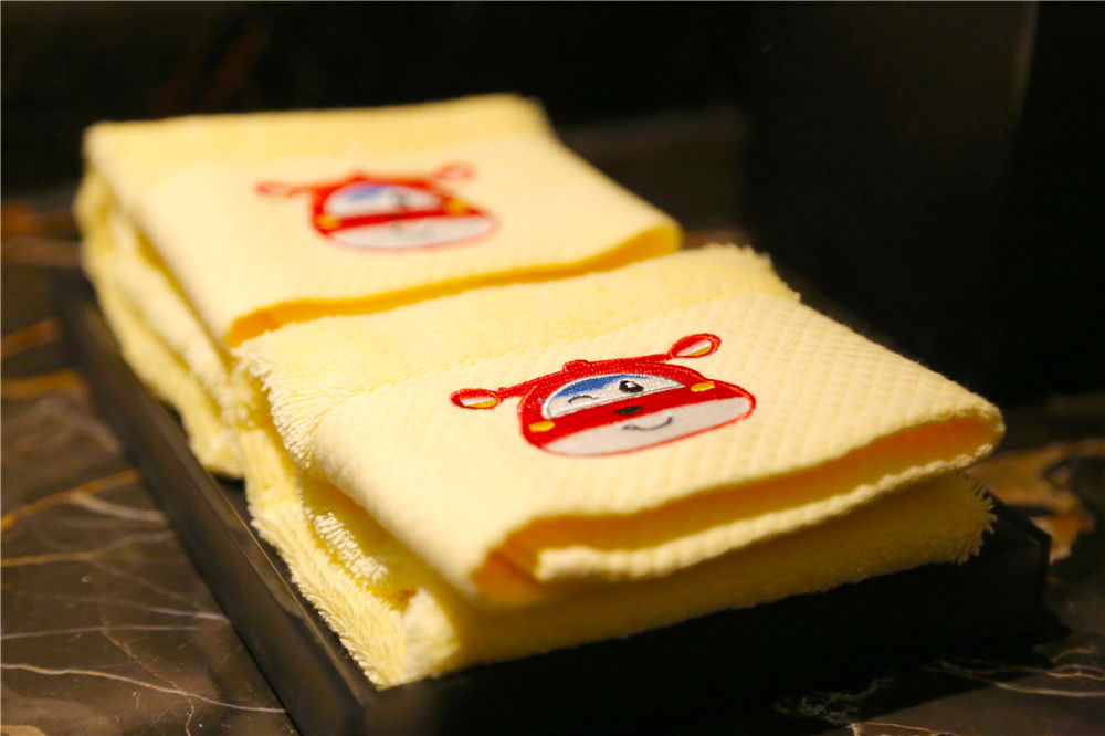 超級飛俠·酷芽主題大床房