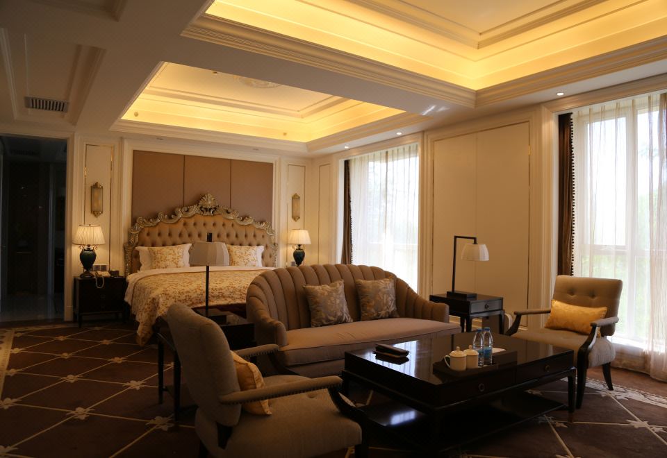 Dunhuang International HotelExecutive Suite (Building 1)