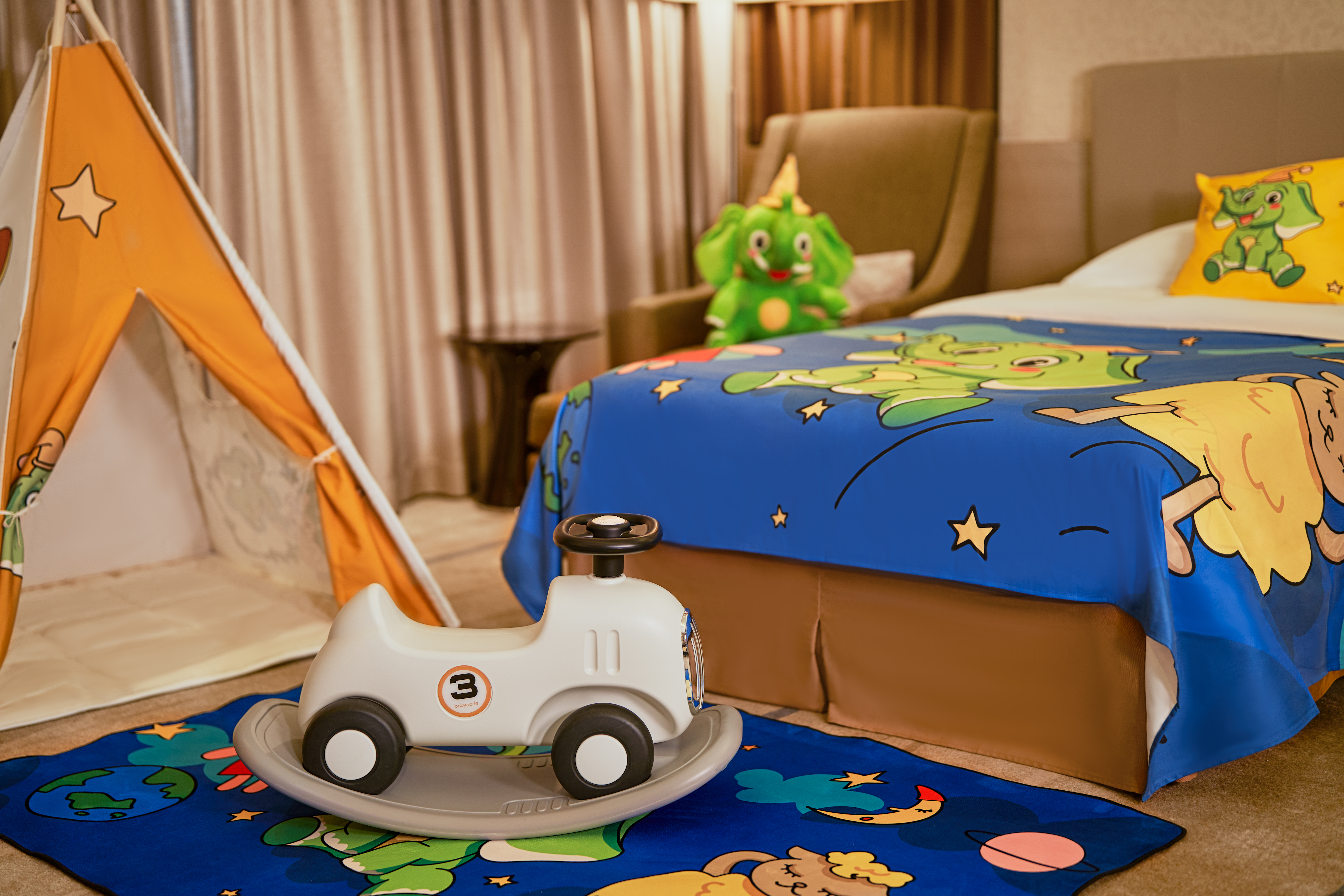 小飞象亲子主题双床房