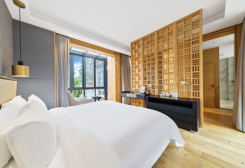 私人四卧汤池别墅