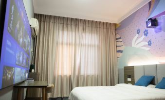 Pai Hotel (Zhenjiang Taohuawu Branch) - Housity