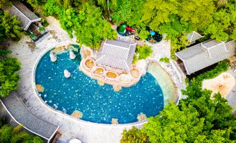 Guoyue Jiuquwan Hot Spring Villa Holiday Hotel