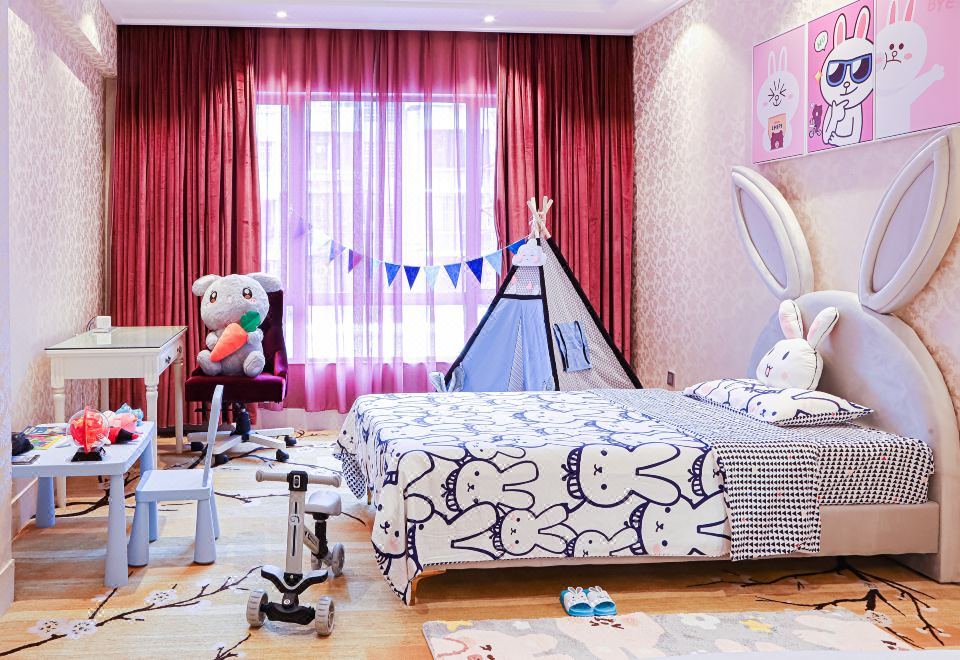 可爱小兔亲子主题房