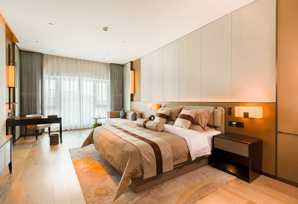 怡情湖景大床房-漳泽湖胜景