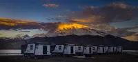 喀拉庫勒湖不周山キャンプ場