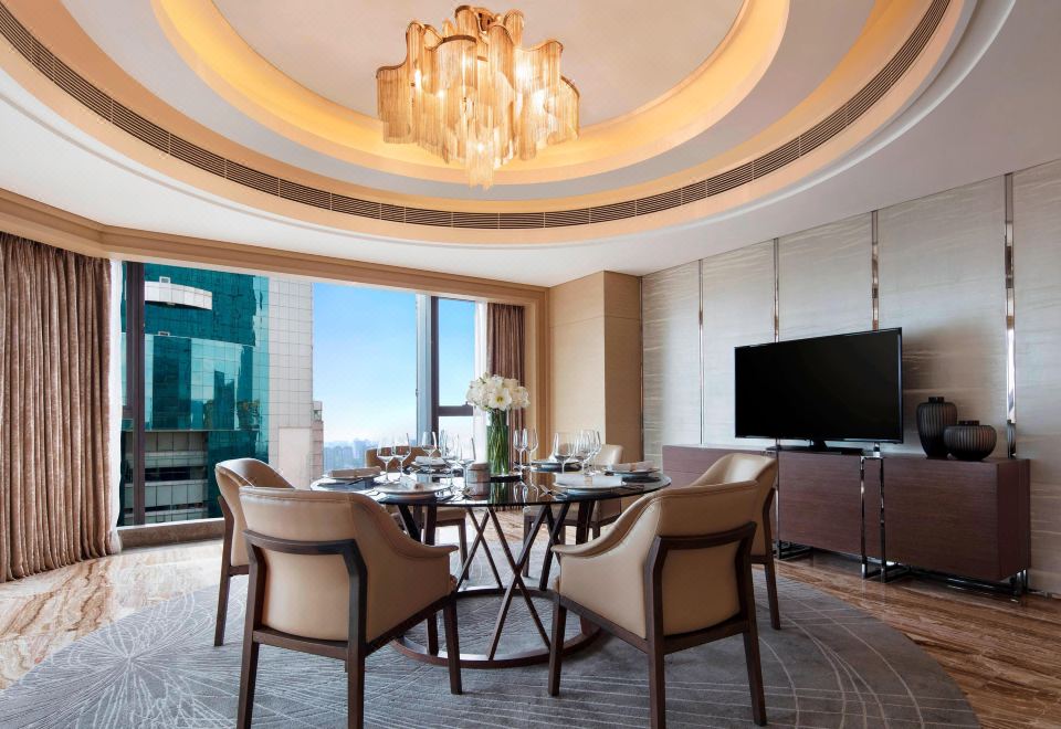 總統套房-城央之巔，繁華之上