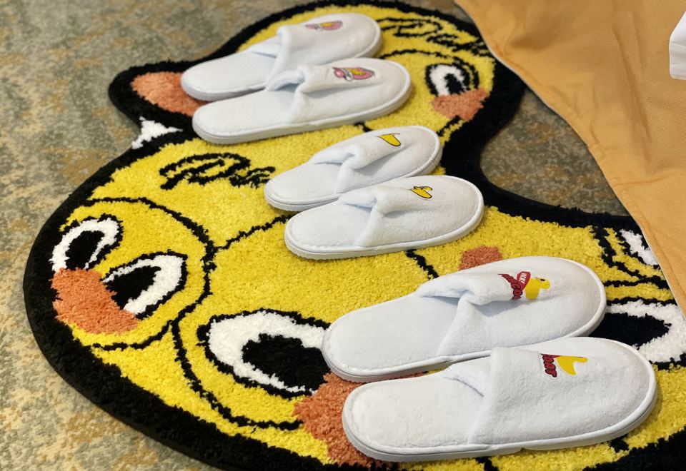 盼酷小黄鸭亲子主题至尊海景双床房