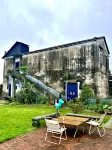 Peacock Lake B&B (Kaiping City Dasha Town)