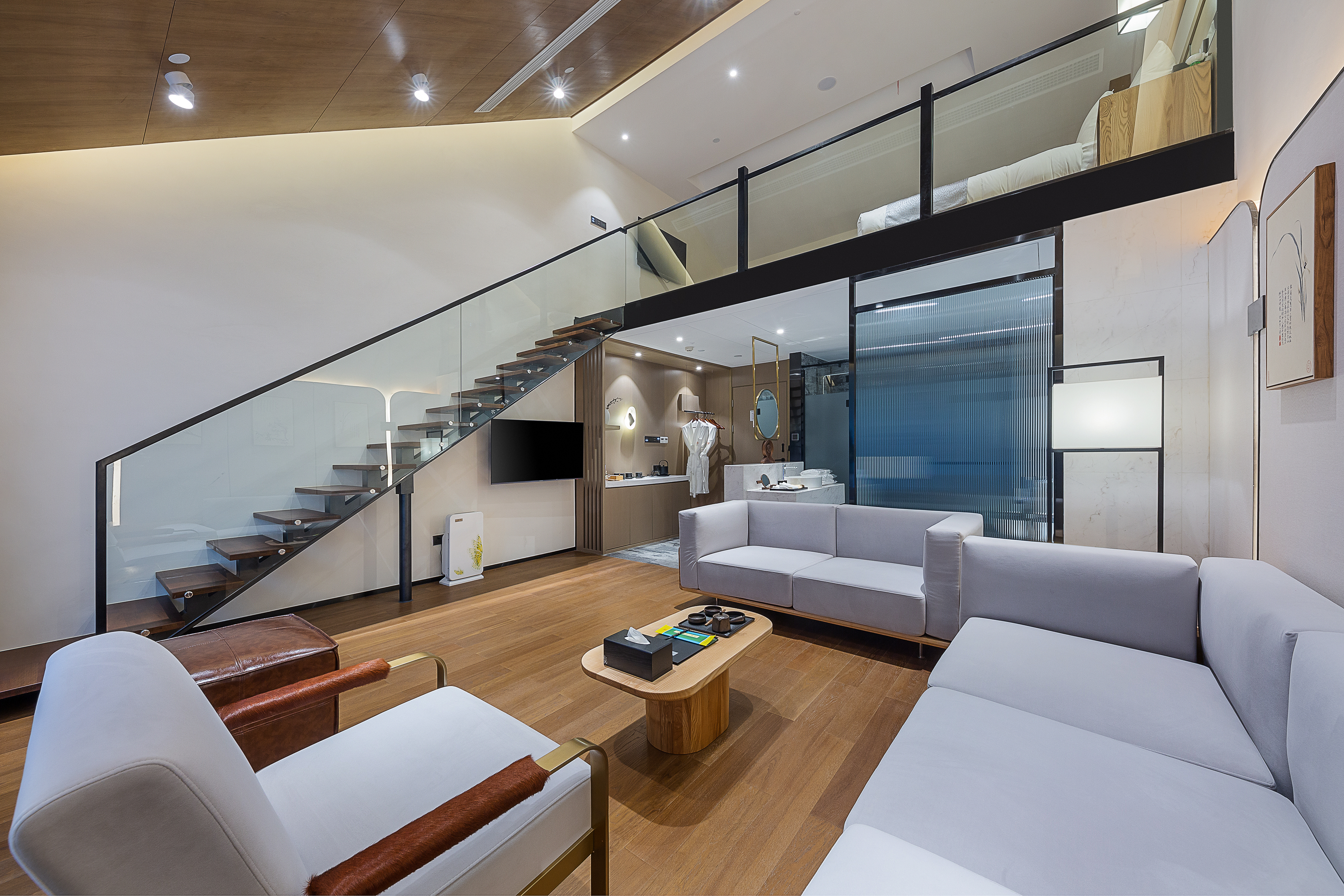 莫彷徨-LOFT泡泡浴大床套房（高端洗护+智能客控）