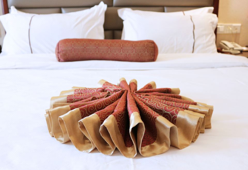 豪华大床房（大窗户）