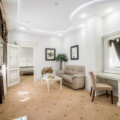 Suite Imperial Palace Hotel Promo Code
