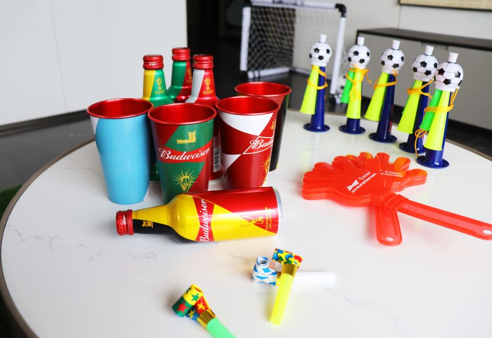 百威聯名觀賽主題房