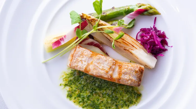 ホテルカクテルステイナハ 食事・レストラン