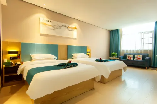 SET Collection Hotel (Macheng North Station Business Logistics City)