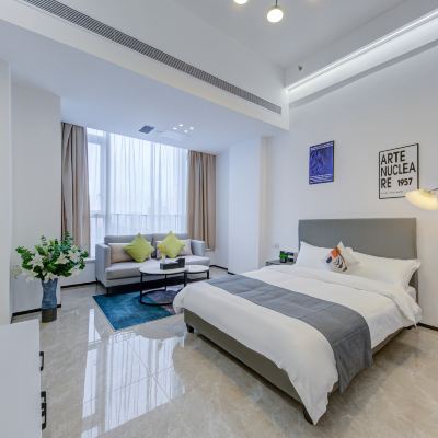 複式景觀大床房（烘乾洗衣機） 利騰電競公寓（富華里店）優惠