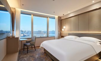 Howard Johnson Paragon Hotel - Housity