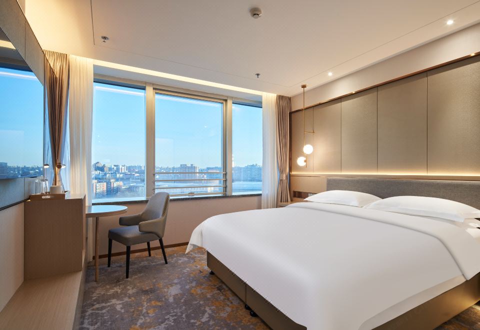 Howard Johnson Paragon Hotel BeijingHoward Johnson Superior Queen Room