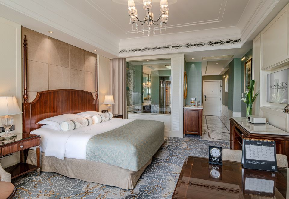 超豪華陽臺海景大床房