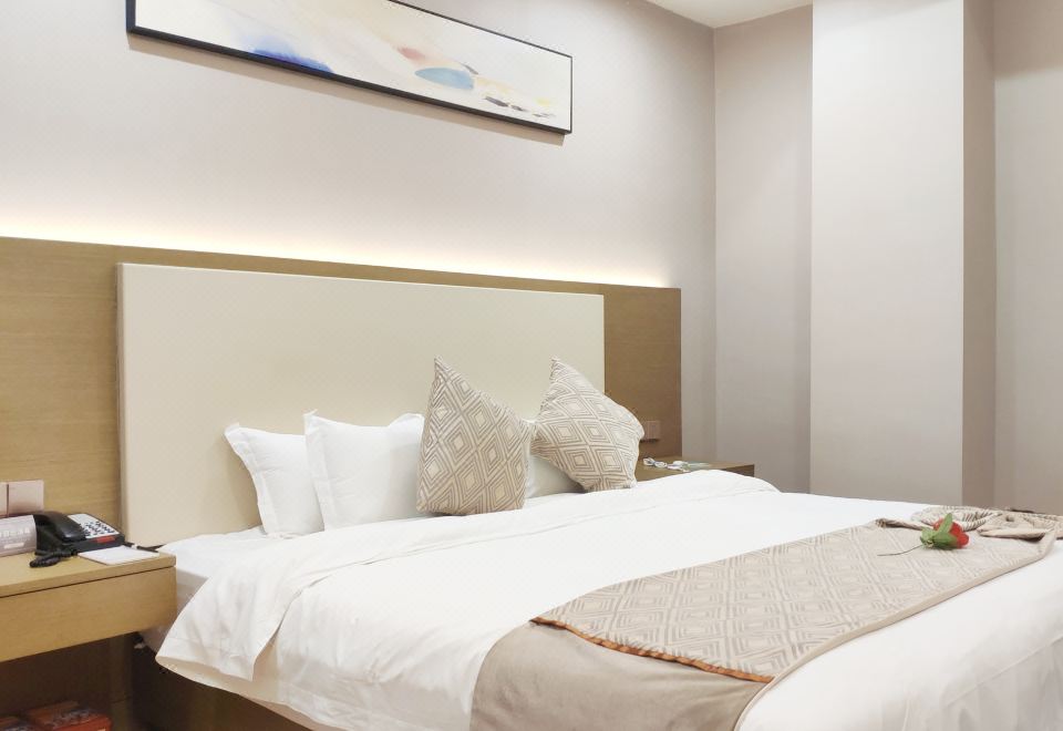 高级大床房（无窗）