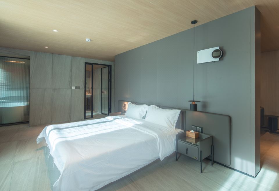 Pingcuo kangsang Everest base camp oxygen rich HotelSuite - 1-Room (1 living room, bathtub)