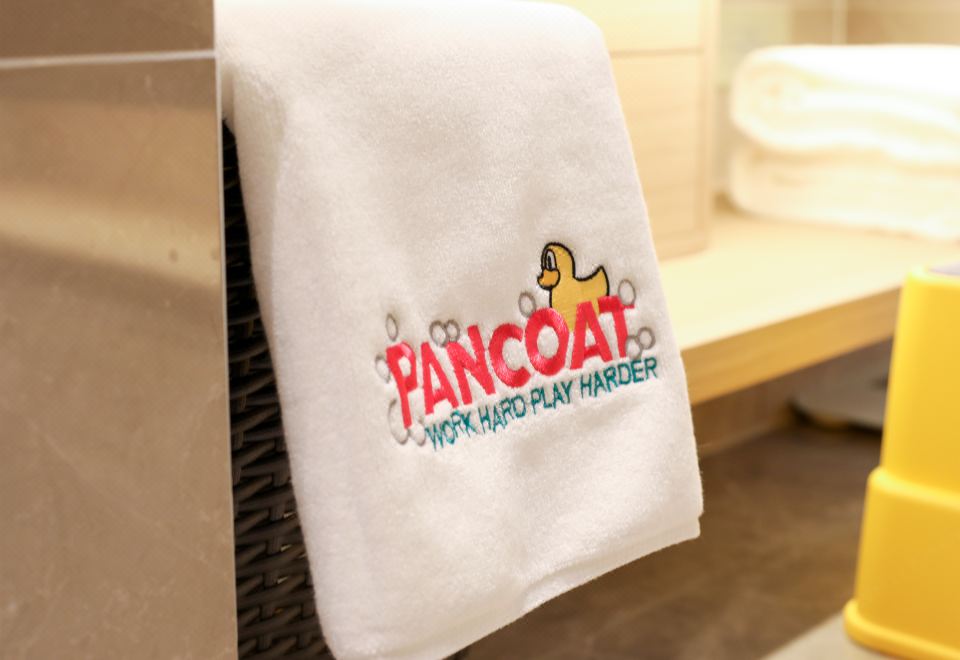 The Meixi Lake, Changsha Marriott Executive ApartmentsUnlimited Fun Kids Cool Duck Theme Family Room