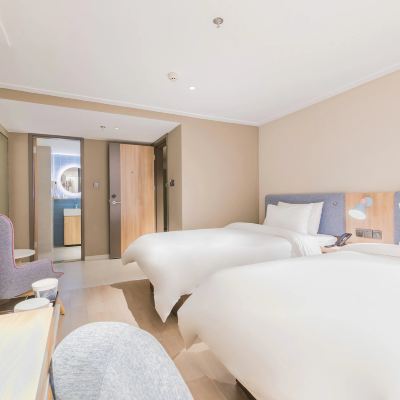 高級雙床房（智能投屏+助眠零壓枕+休閒椅） 如家飯店·neo（深圳羅湖口岸國貿地鐵站店）優惠