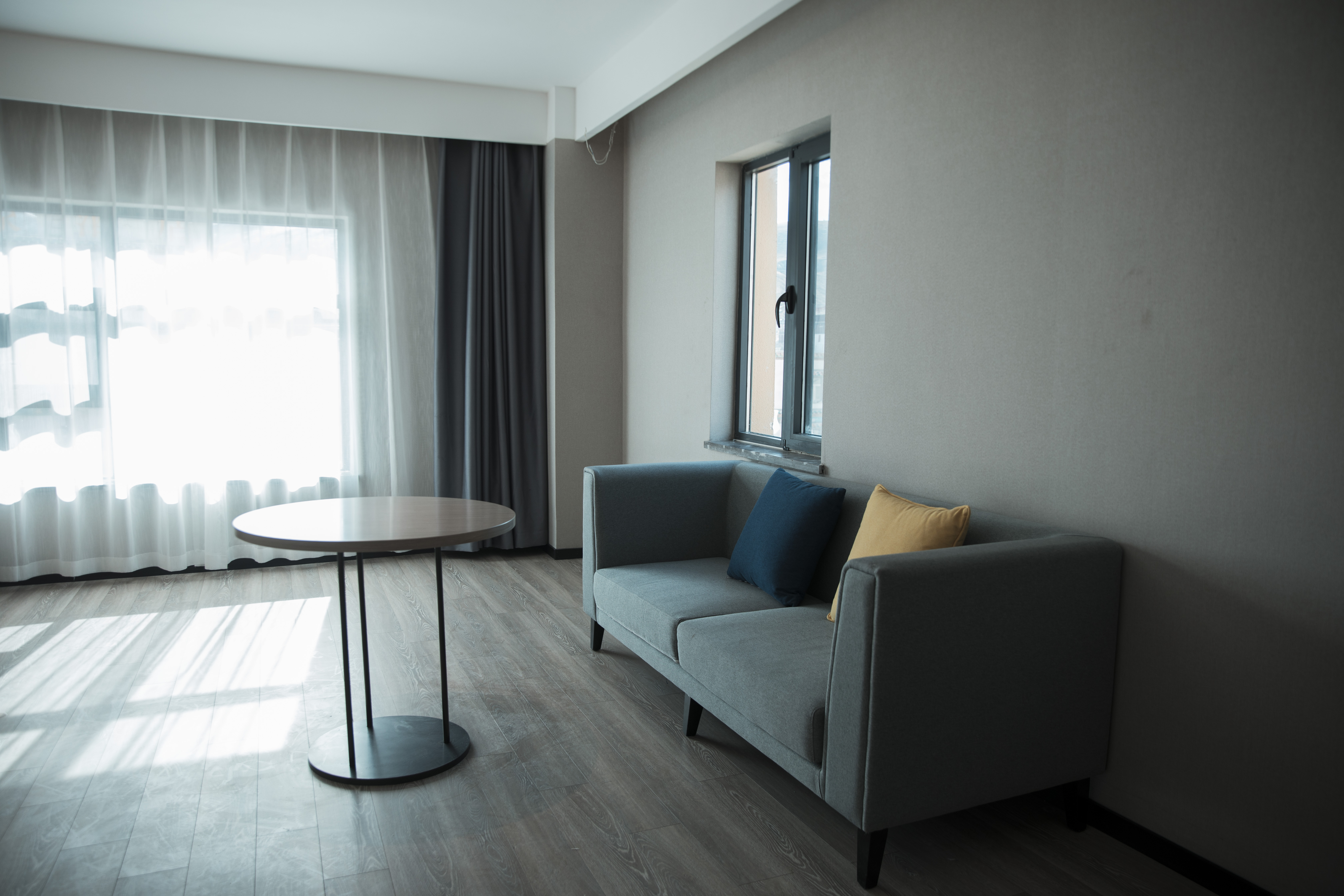 行政套房（智能客控+品牌床垫）