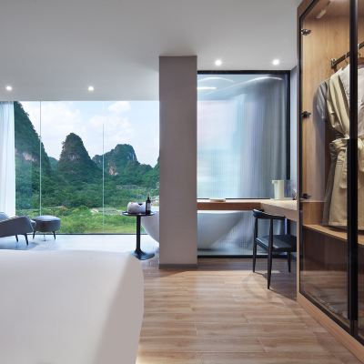 樂山樂水親子套房+小童繪本玩具+語音控制+會員投影 攬山望月民宿（陽朔十里畫廊店）優惠