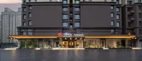 QIANNA HOTEL(Linzhou Hongqi Canal Avenue Municipal Government Store)