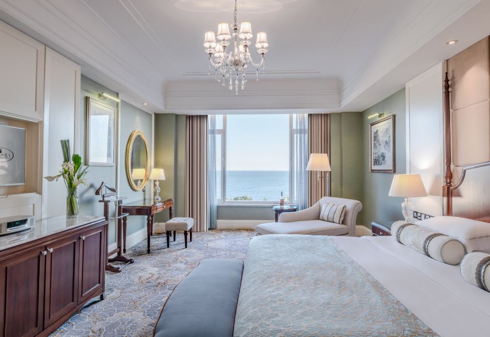 SeaView Garden Hotel QingdaoExecutive Sea-view Suite