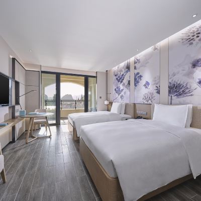 豪華湖景雙床房 英德奧園希爾頓逸林度假酒店優惠