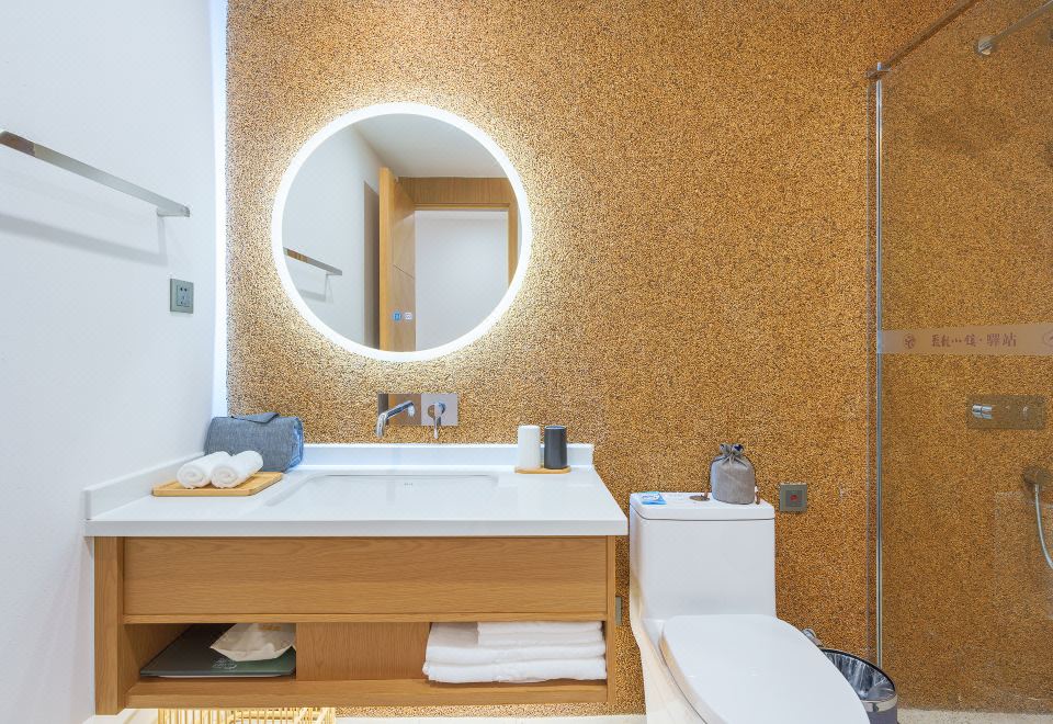 特价岚风大床房