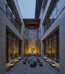 Xuchang Rebecca Furong Resort (Zhengxu Light Rail Furong Lake Station) Hotele w: 