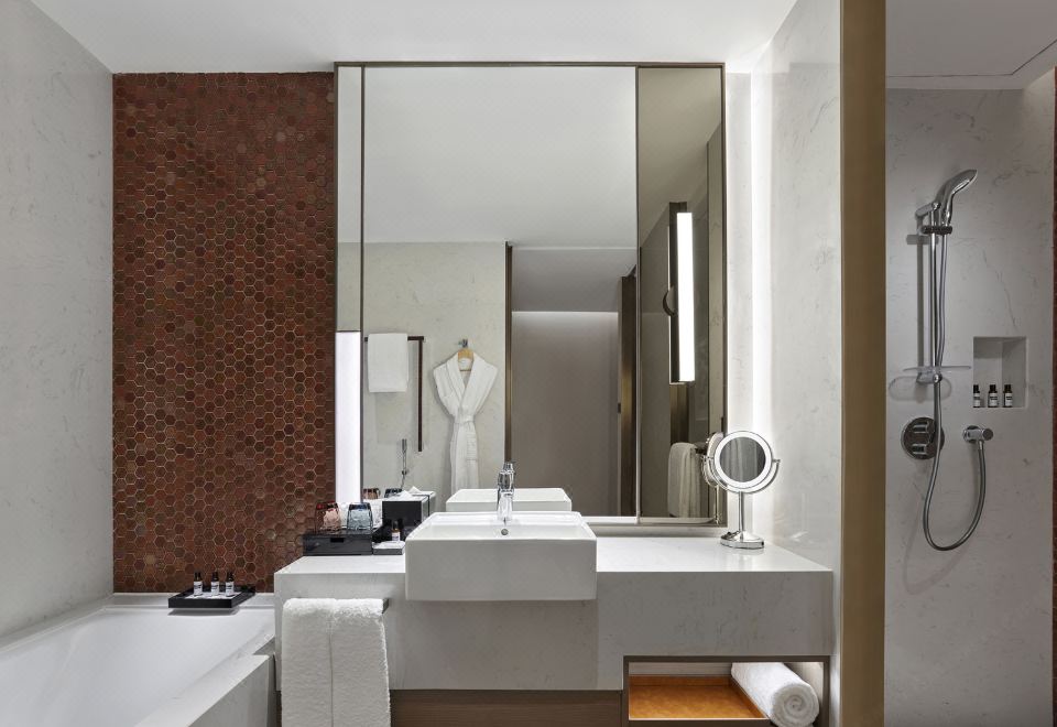 Hyatt Regency Shanghai SongjiangGuestroom (2 beds)