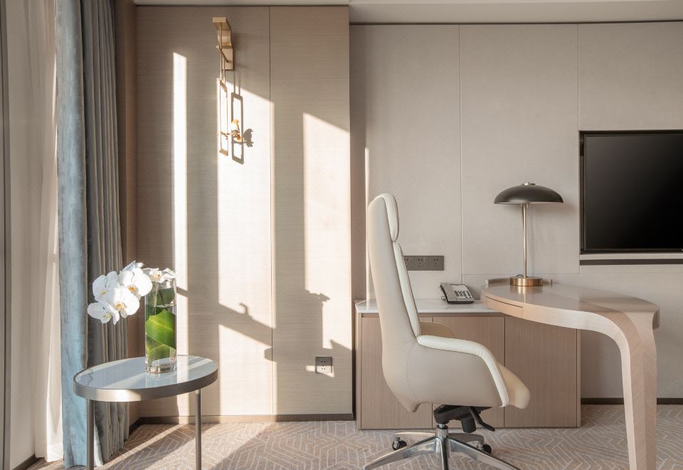 Intercontinental Beijing Beichen1 King Classic Birds Nest View Club Lounge Access Room