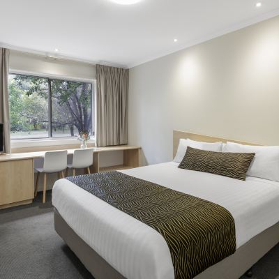 Queen Room-Non-Smoking Ramada Encore by Wyndham Belconnen Canberra Promo Code