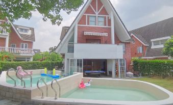 Shanghai Liubaiju Bed and Breakfast - Housity