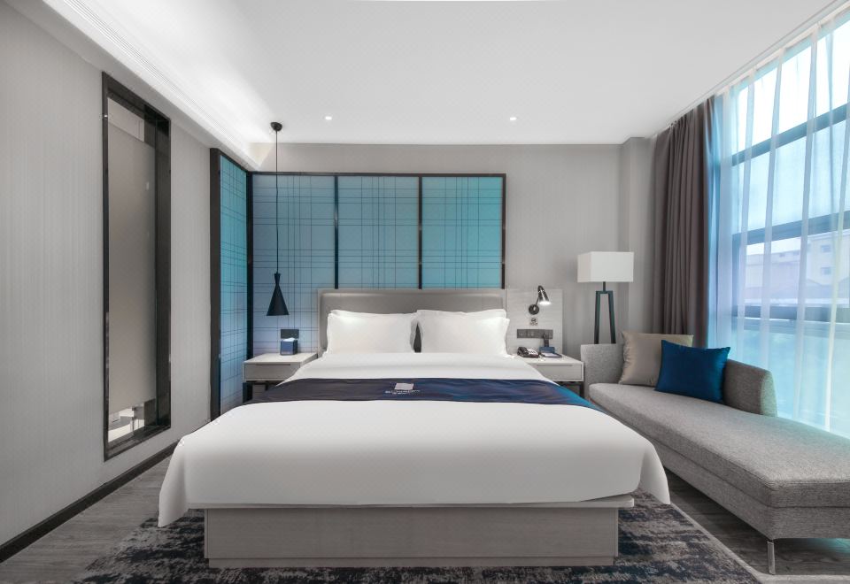 豪华大床房 I 180°无遮挡唯美日落·俯瞰摩天轮夜景