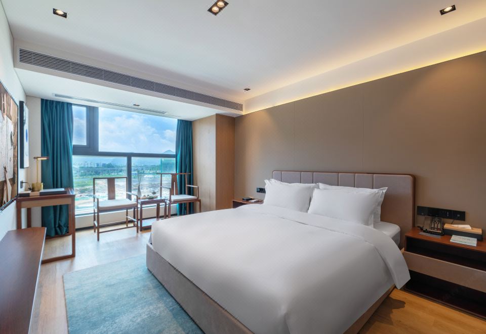 City View Business Queen Room