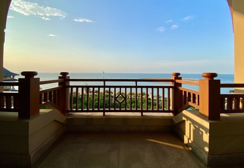 尊贵海景套房丨琼州海峡 Panorama·赏朝霞晚霞