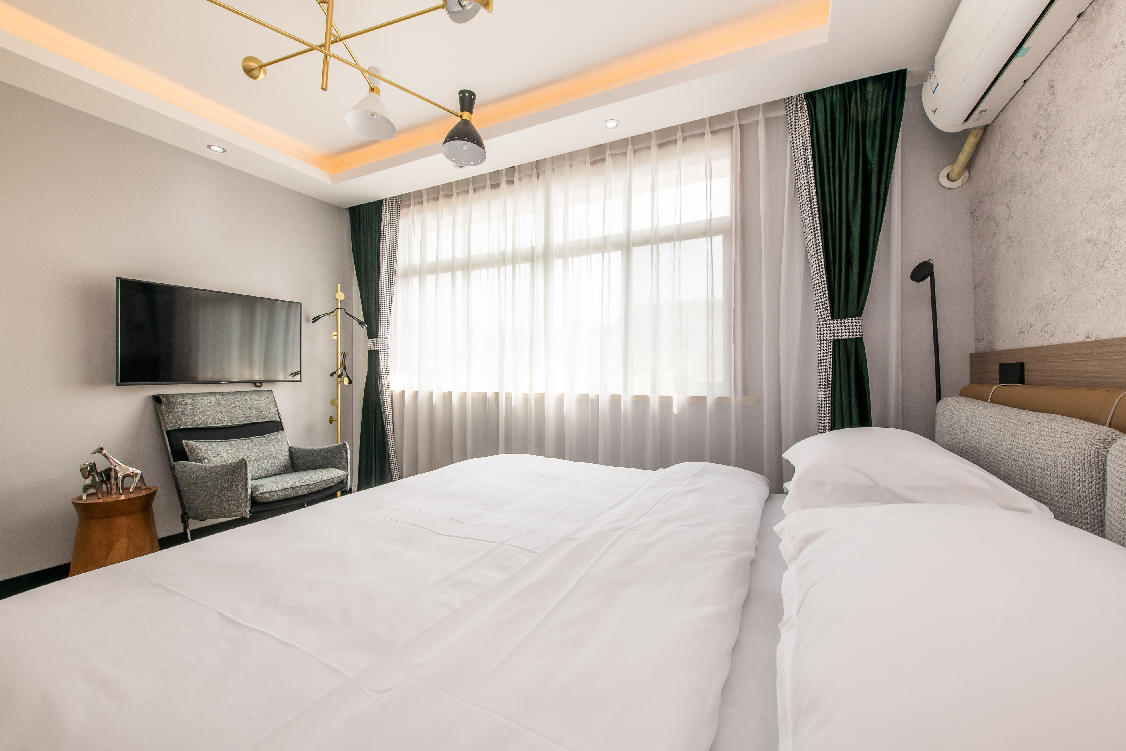 蜗牛谷8房湖景独栋度假别墅