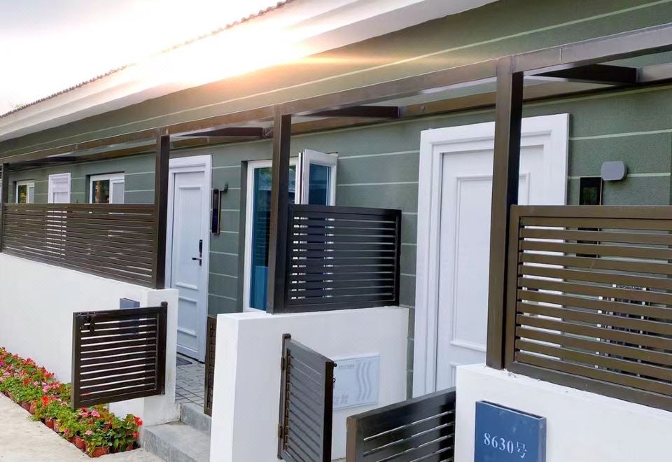 Beijing Placid Lake Resort HotelConnected Yards With Private Hot Spring